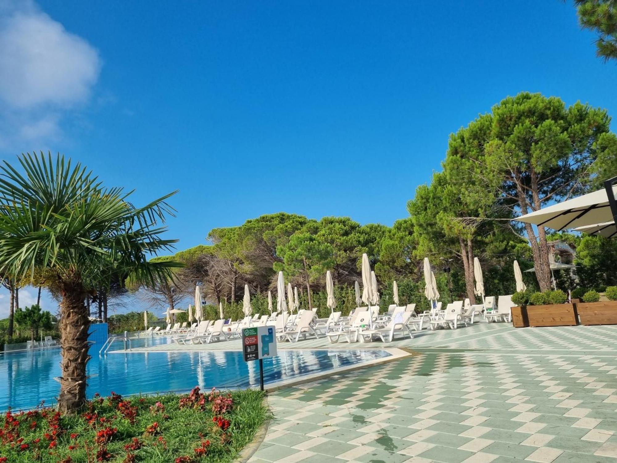 Modern Villas At Perla Resort Durres Exterior photo