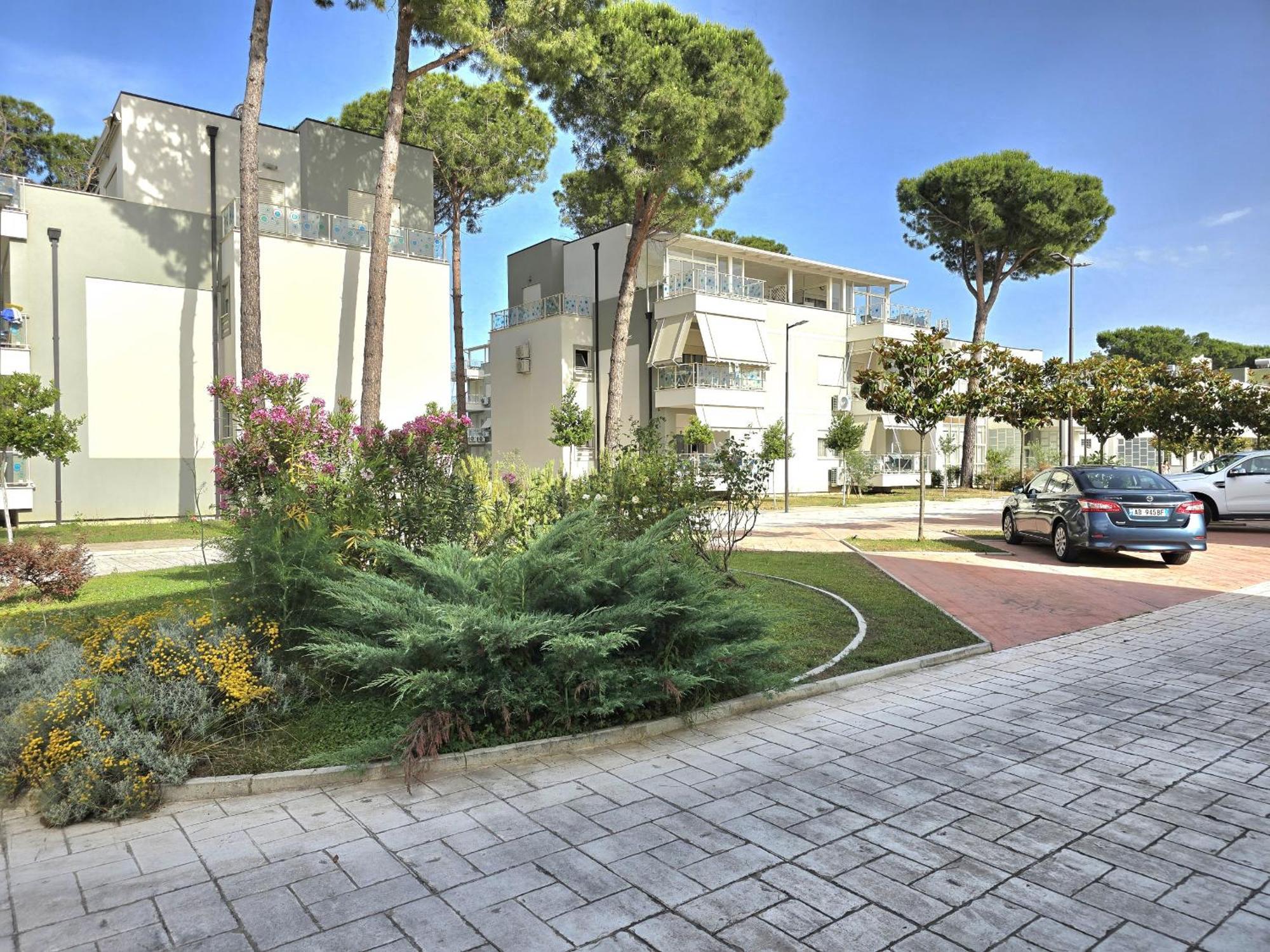 Modern Villas At Perla Resort Durres Exterior photo