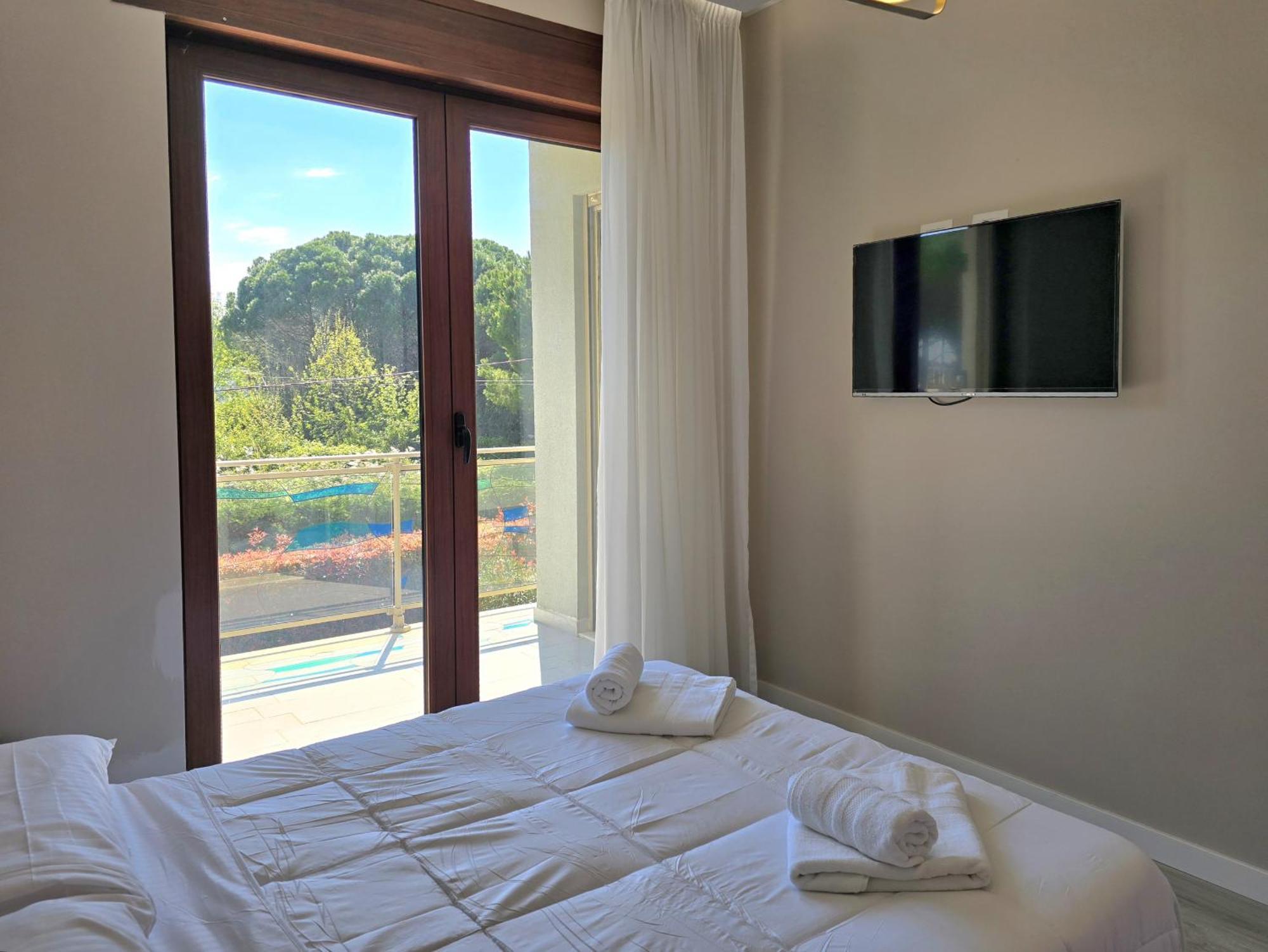 Modern Villas At Perla Resort Durres Exterior photo