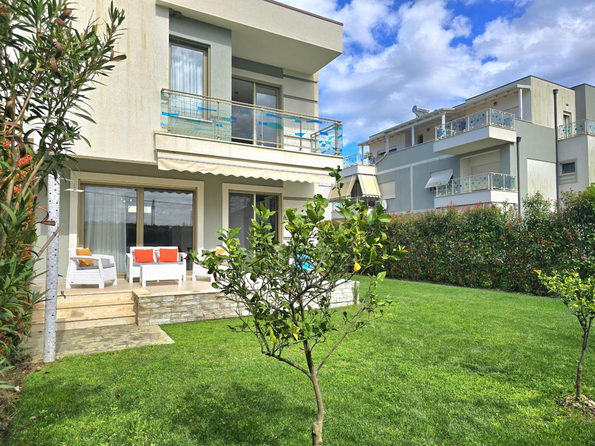 Modern Villas At Perla Resort Durres Exterior photo